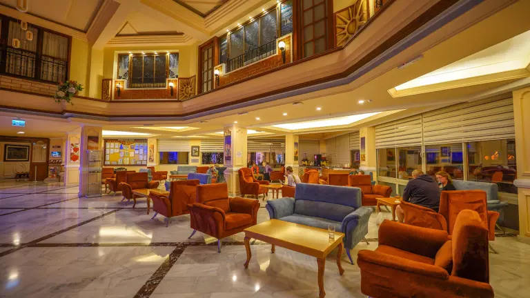 Restoran &amp; Bar